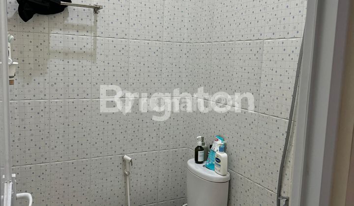 kamar mandi rumah cantik siap huni di