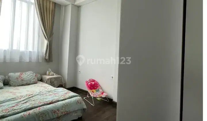 Unit apartemen fully furnish di sewakan per tahun / per 6 bulan 4