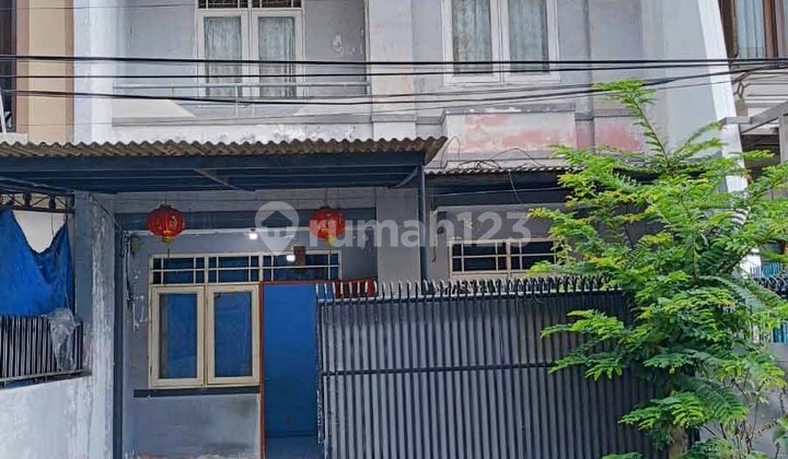 TSI/16628, House for Rent in Taman Palem Lestari Cengkareng - 2 Floors, 4 Bedrooms, Strategic Location Near the Mall TSI/16628, House for Rent in Taman Palem Lestari Cengkareng - 2 Floors, 4 Bedrooms, Strategic Location Near the Mall