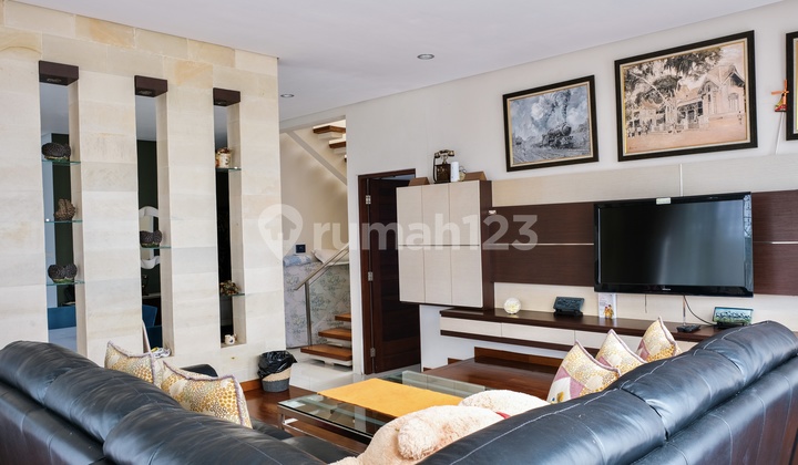For Sale Luxury House with 180° view of Bandung City+Fully Furnished 4