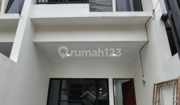 Dijual Rumah Baru *4,2 X 20. Bebas Banjir. Kepa Duri, Jakarta Barat 2