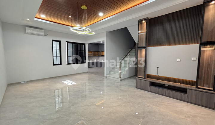 New 2-Story House Facing East Facing Taman Sukajadi Batam 2