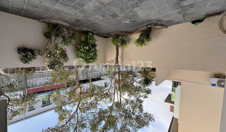 Large 2-Story Hook House Paragon Hill Belian Batam 2