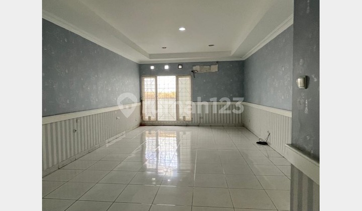 Rumah SHM dengan Halaman Luas di Mainroad Setiabudi Bandung 2