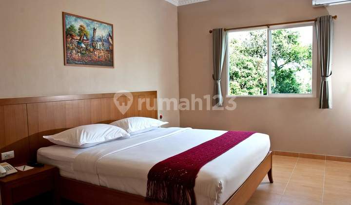 Luas Hotel Has a Swimming Pool in Ciumbuleuit Bandung 2