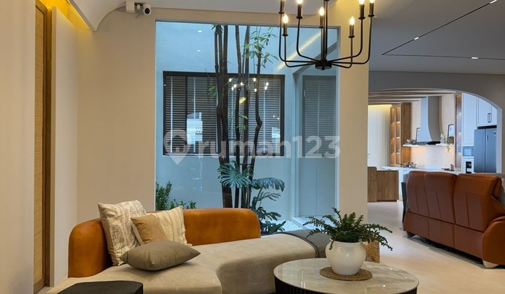 The Grande House at Tatar Larangtapa KBP