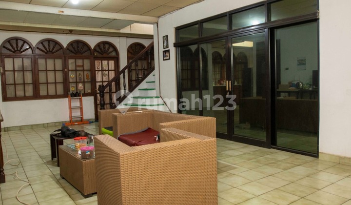 Spacious House Near Main Road in Cimahi