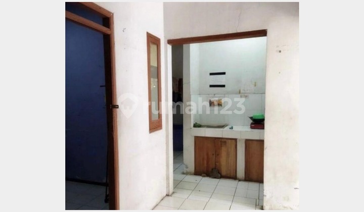 Rumah Vintage SHM Luas 2 Lantai di Bandung Utara 2