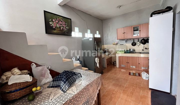 Rumah Asri dan Terawat di Komplek Sariwangi Indah 2