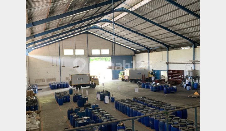 Gudang Ex Pabrik Luas & Strategis Dekat Tol di Cimareme KBB