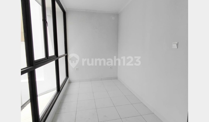 Rumah Minimalis Modern di Summarecon Bandung 2
