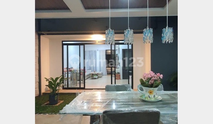 Comfortable SHM House in Lokacitra Kota Baru Parahyangan, Bandung