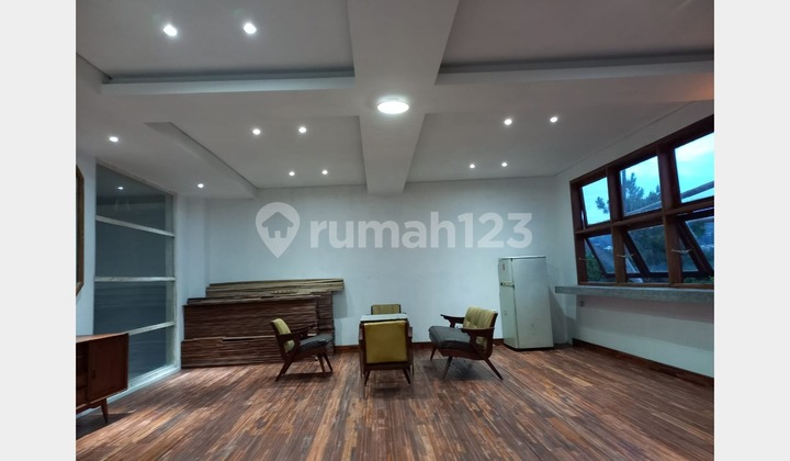 New Villa House with Bandung City View in Setiabudi New Villa House with Bandung City View in Setiabudi