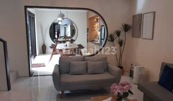 Fully Furnished 2-Story House in Simakirana Kota Baru Parahyangan, Bandung 2