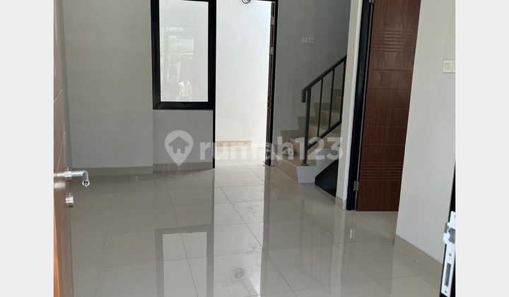 Rumah Baru Siap Huni di Bandung Kota, Bandung