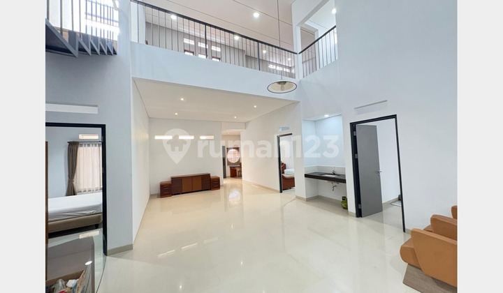Beautiful & Spacious Ready-to-Live House in Pasir Salam, Bandung City