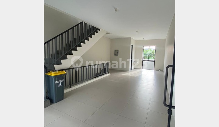 Sewa Ruko Baru 3 Lantai di Pancatengah Kota Baru Parahyangan