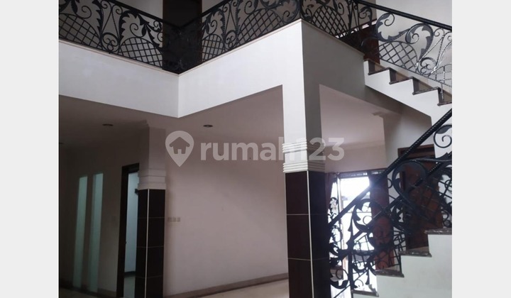 Rumah Luas SHM Siap Huni di Batununggal Bandung Rumah Luas SHM Siap Huni di Batununggal Bandung