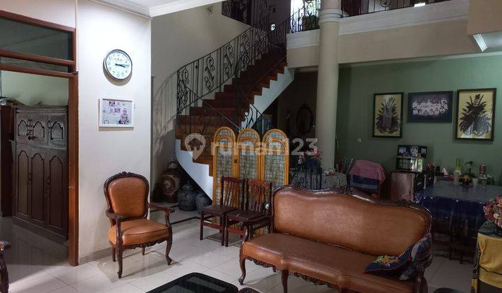 Rumah Asri Lokasi Strategis di Gegerkalong Bandung 1