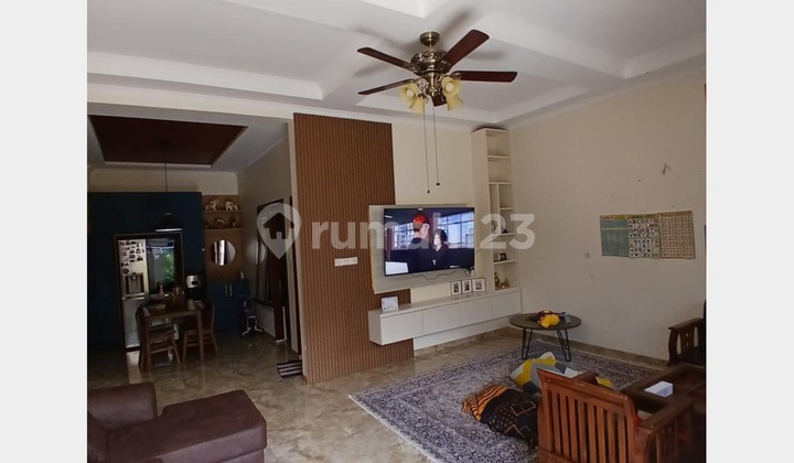 Rumah Kost Aktif SHM 3 Lantai di Gegerkalong