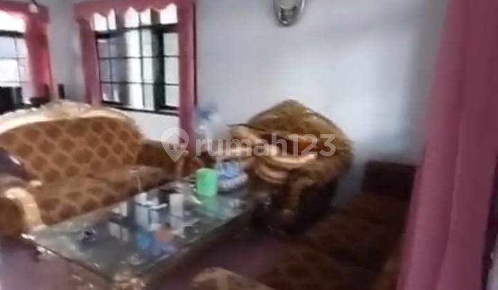 Selling Old Strategic House in Buah Batu Wing, Bandung 2