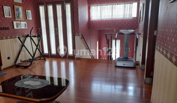 Dijual Rumah Unik Konsep Villa di Graha Puspa Lembang