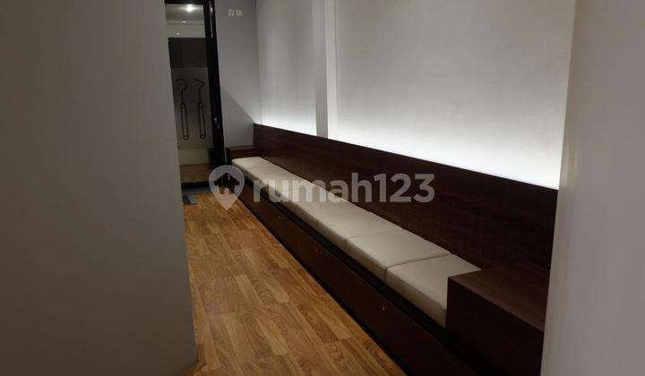 Ruko Bagus Baru Renovasi 4 Lantai di Mainroad Surya Sumantri  2