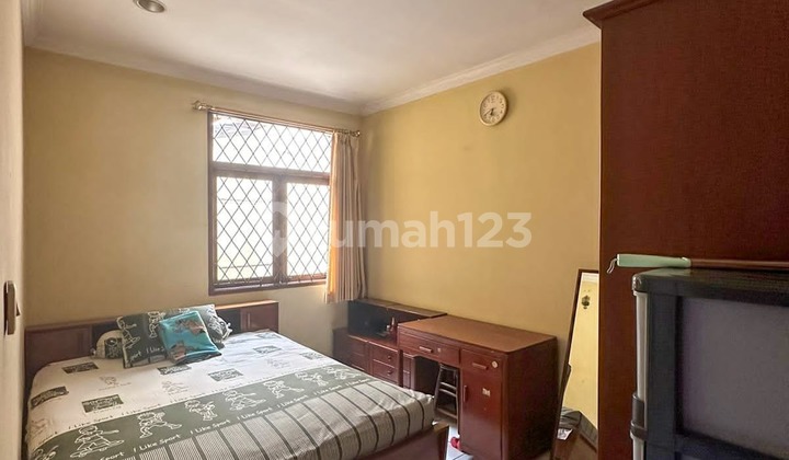 Rumah Bagus 2 Lantai di Sayap Ahmad Yani 2