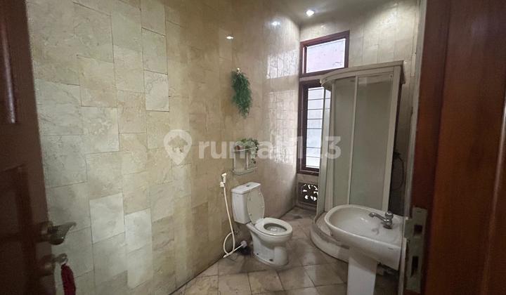 Rumah Luas Ada Taman di Sayap Dago Bandung 2