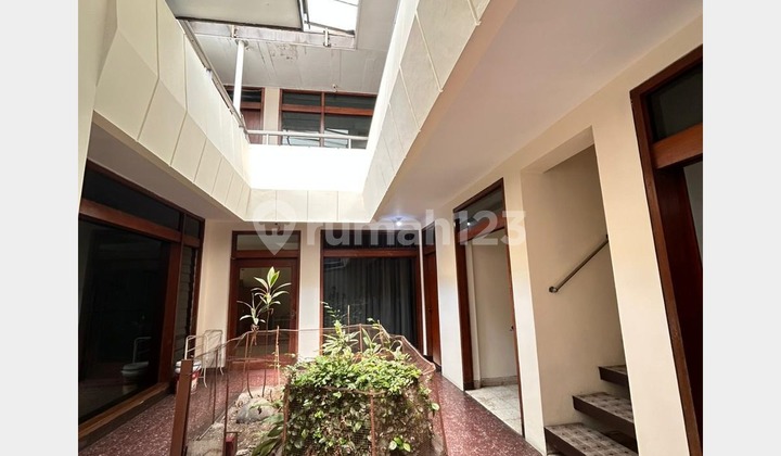 Rumah Luas Cocok untuk Tinggal atau Usaha di Sayap Riau 2