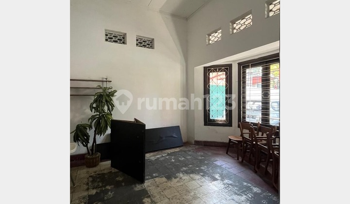 Rumah SHM Bagus dan Luas di Sayap Dago, Bandung 2