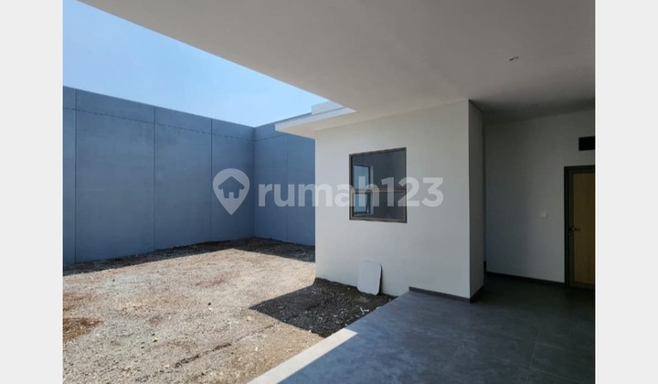 Rumah Modern 2 Lantai di Pondok Hijau, Bandung Utara 2