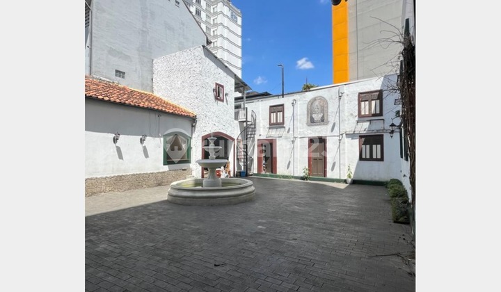 Rumah SHM Bagus dan Luas di Sayap Dago, Bandung Rumah SHM Bagus dan Luas di Sayap Dago, Bandung