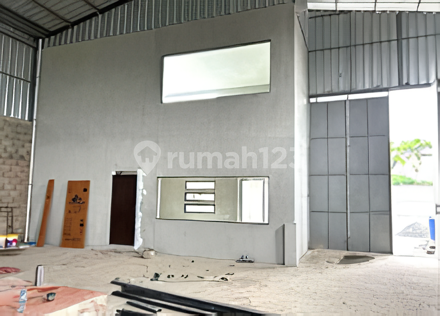 Gudang Siap Pakai di Batujajar Bandung