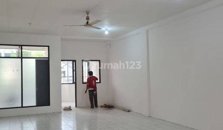Disewakan Ruko 3,5 Lantai Strategis Di Tengah Kota Bandung 1