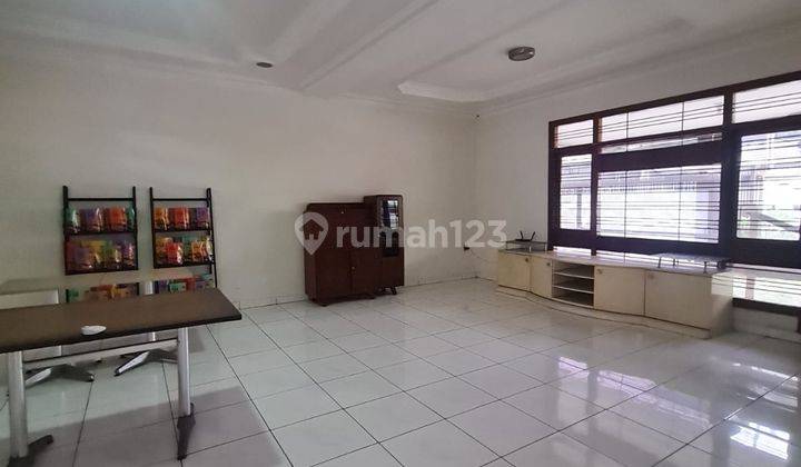 Dijual Rumah Strategis Tengah Kota, Sayap Sudirman 1