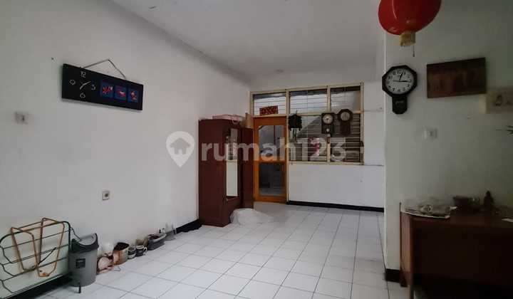 Rumah Cocok Untuk Kos-Kosan di Sayap Lengkong Kecil