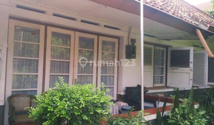 Jual Rumah Belanda Dengan Tanah Luas di Mainroad Riau Bandung 2