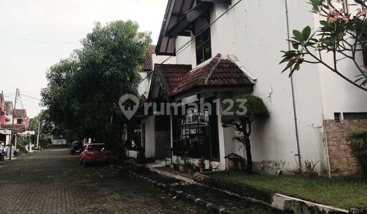 Rumah Terawat Siap Huni di Komplek Tulip Permai Bandung 2