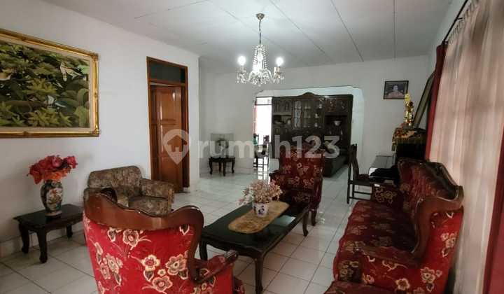 Rumah Cocok Untuk Usaha di Jl Laswi Bandung 2