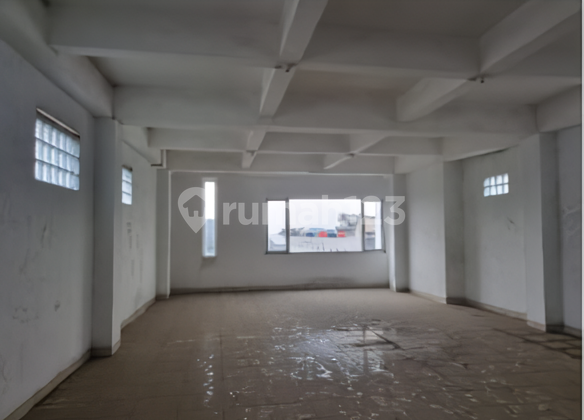 Ready-to-Use Shop-House on Main Road in Sudirman, Bandung