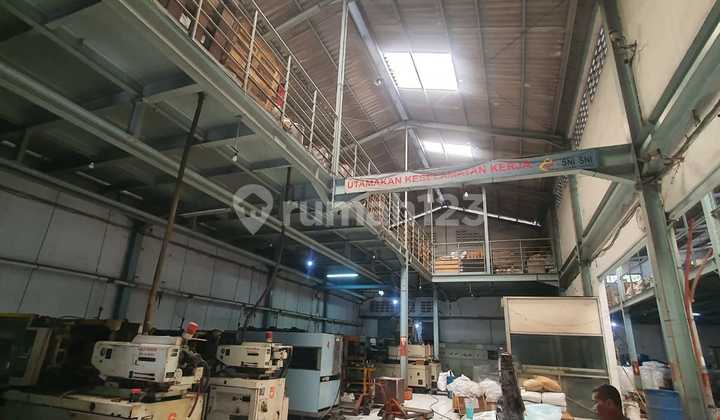 Factory and 2-Story Warehouse in a Strategic Location at Kopo, Bandung