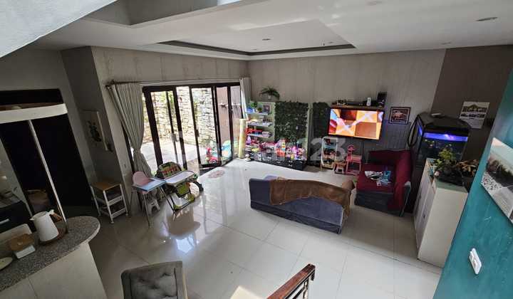 Dijual Murah Rumah 2 Lantai Minimalis di Gegerkalong Bandung
