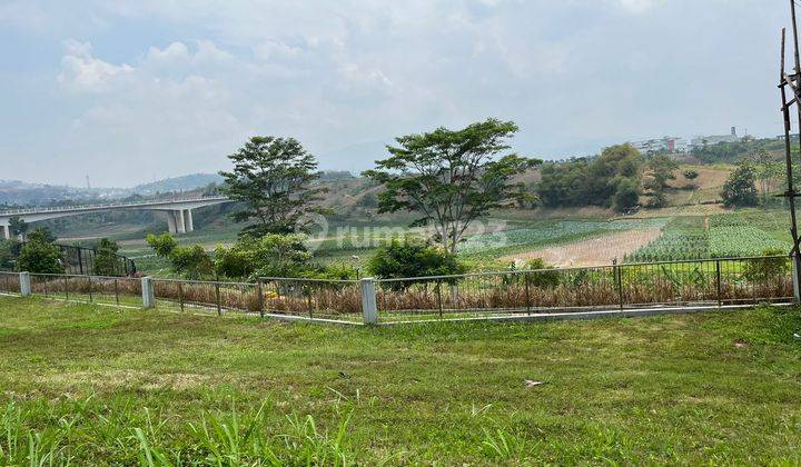 Di Jual Tanah Kavling View Danau di Kota Baru Parahyangan 1