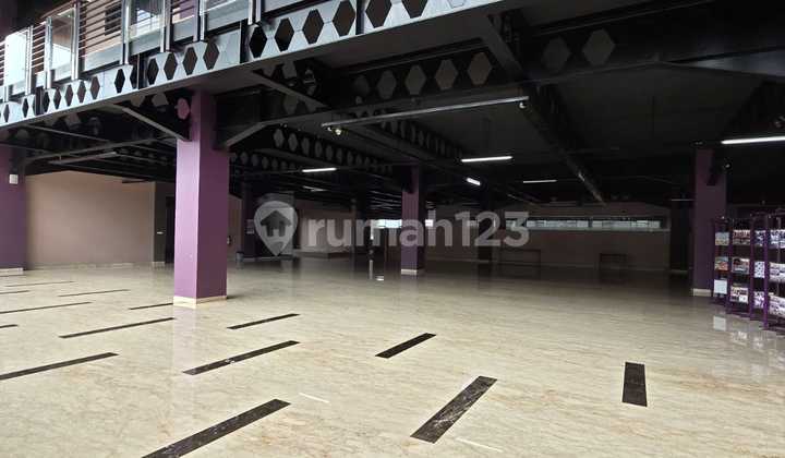 Gedung Siap Pakai Cocok Untuk Kantor, Showroom di Cibeureum Cimahi