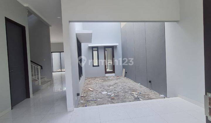 Rumah Baru 2 Lantai Siap Huni di Kembar Timur Kota Bandung 2