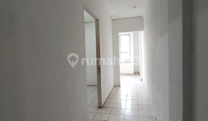 Ready-to-Use Shop House in Metro Trade Center Soekarno Hatta 2