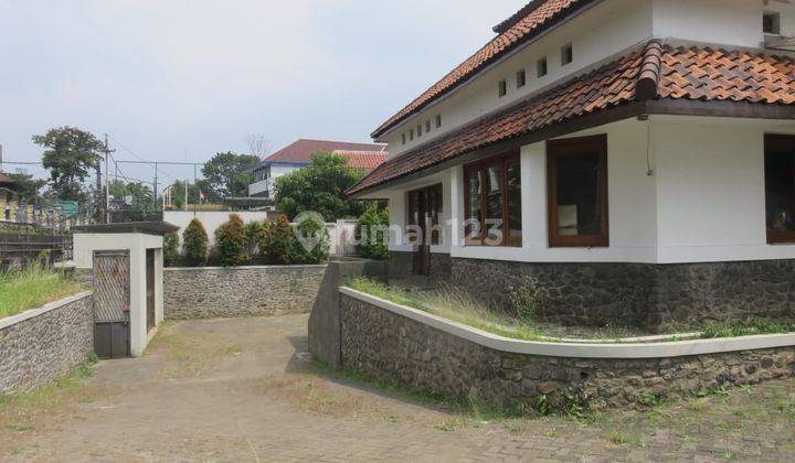 Disewakan Ruang Usaha Siap Pakai Di Mainroad Riau Kota Bandung 1