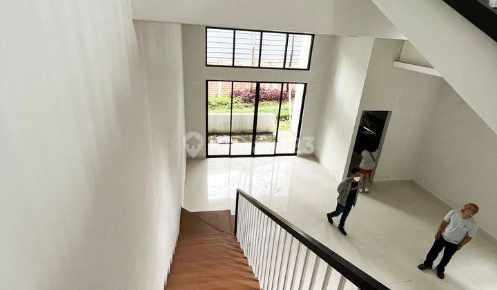 Rumah Mewah di Pondok Hijau, Sayap Setiabudi, Bandung Utara 1