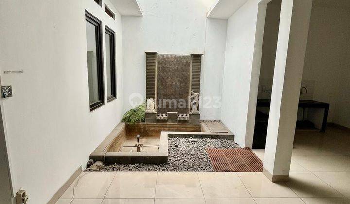 Rumah Bagus 1 Lantai Taman Dalam di Batununggal, Bandung 1